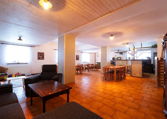 Panorama Kobylnice بيت ضيافة ليبنو ناد فلتافو